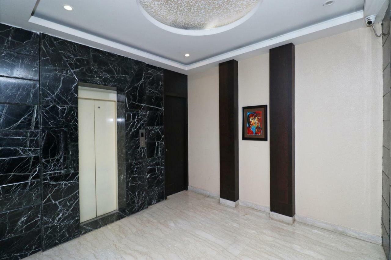 Oyo 5843 Hotel Yash Inn Mirzāpur Exterior photo